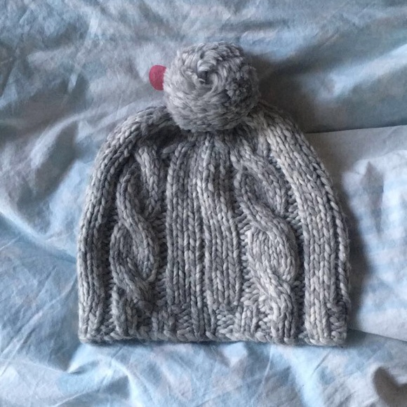 Uniqlo Accessories - Uniqlo Grey Beanie with a Pom Pom